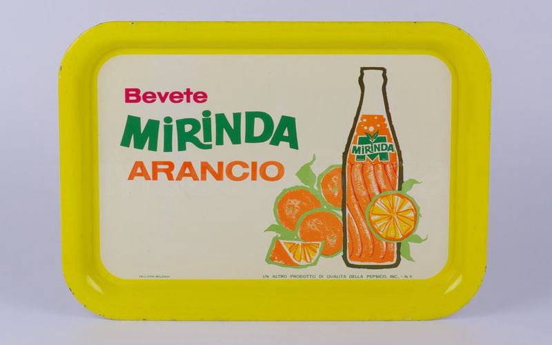 BEVETE MIRINDA ARANCIO vassoio rettangolare in latta