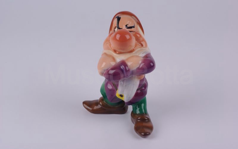 WALT DISNEY Brontolo in ceramica H cm 15,8 (Zaccagnini)