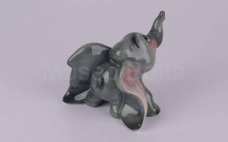 WALT DISNEY Dumbo seduto in ceramica (Zaccagnini)