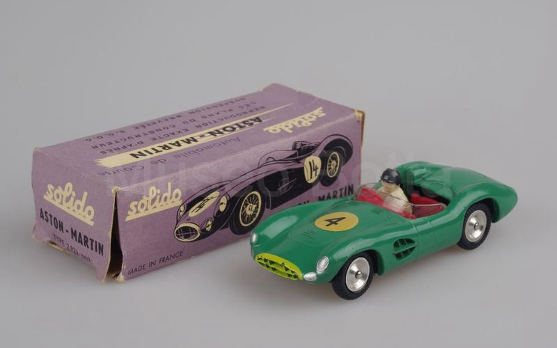 SOLIDO (107-1) Aston Martin 3L DBR1 1957 verde chiaro