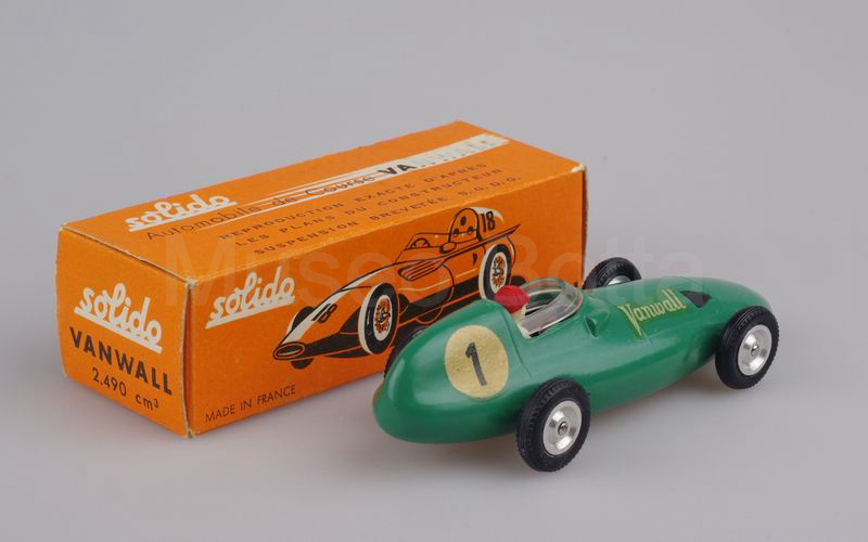 SOLIDO (104-1) Vanwall F.1 1956-1958 verde chiaro