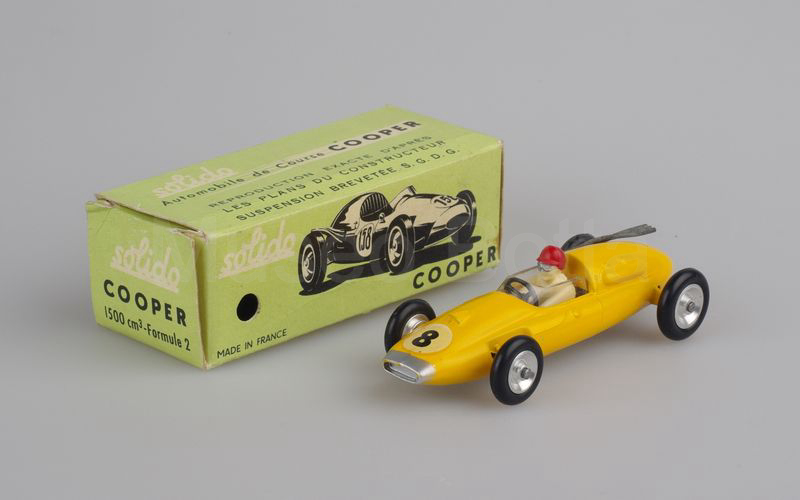 SOLIDO (116-2) Cooper 1500 cm³ F. 2 1959 giallo