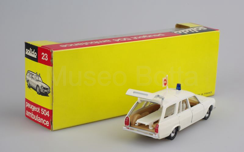 SOLIDO (23) Peugeot 504 break 1972/1977 "AMBULANCE MUNICIPALE" bianco