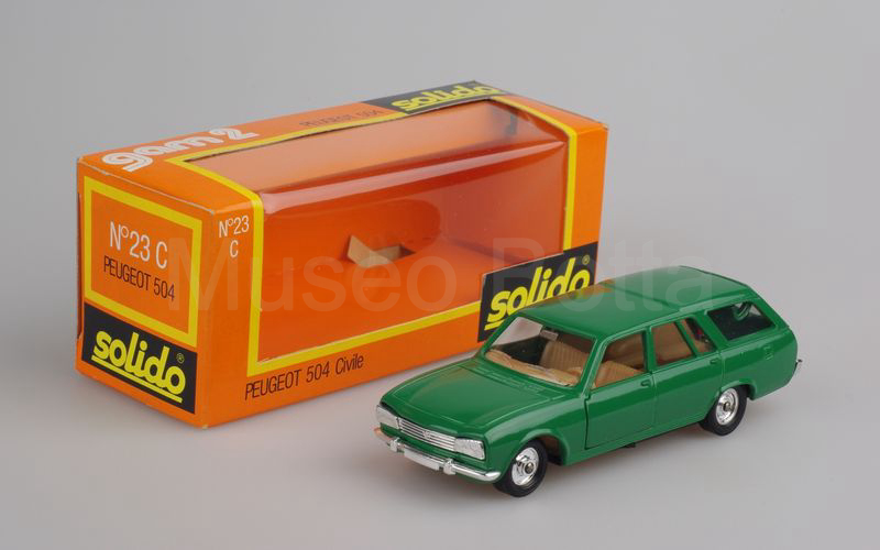 SOLIDO (23-C) Peugeot 504 break 1972/1977 civile verde