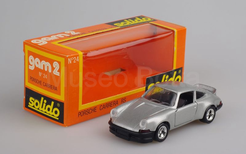 SOLIDO (24-4) Porsche 911 Carrera RS 1972 stradale argento-nero