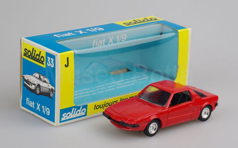 SOLIDO (33-1) Fiat X 1/9 1972 rosso targa posteriore senza foro quadrato