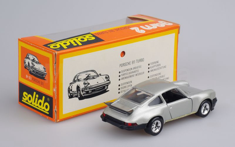 SOLIDO (63-1) Porsche 911 Turbo (930) coupé 1975-1977 argento-nero