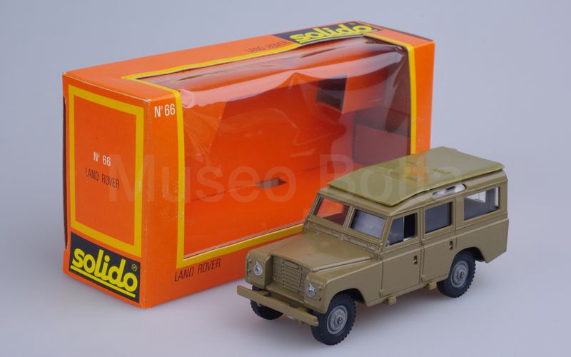 SOLIDO (66-2) Land Rover 109 serie III 1971 beige verde