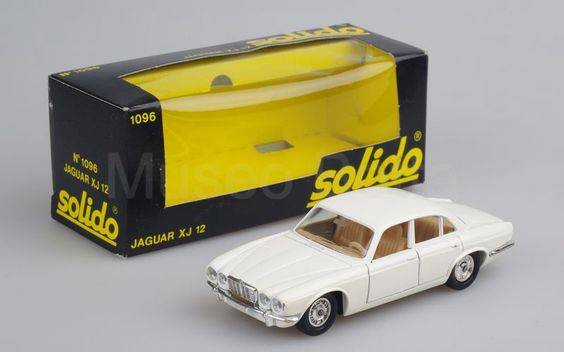 SOLIDO (1096-3) Jaguar XJ 12 berlina Series III 1979-1986 bianco