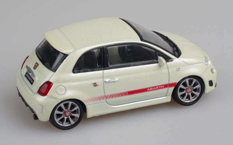 MONDO MOTORS Fiat 500 Abarth 2008 madreperla