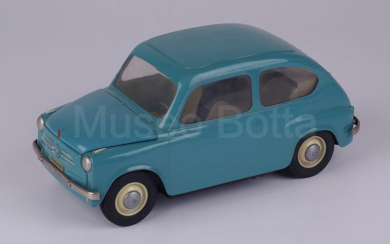 RIVAROSSI 1:13 Fiat 600 berlina 1955 - 1960 azzurro