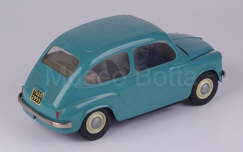 RIVAROSSI 1:13 Fiat 600 berlina 1955 - 1960 azzurro