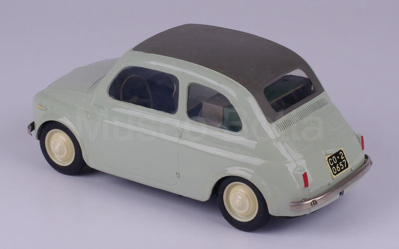 RIVAROSSI 1:13 Fiat Nuova 500 1957 - 1960 verde chiaro