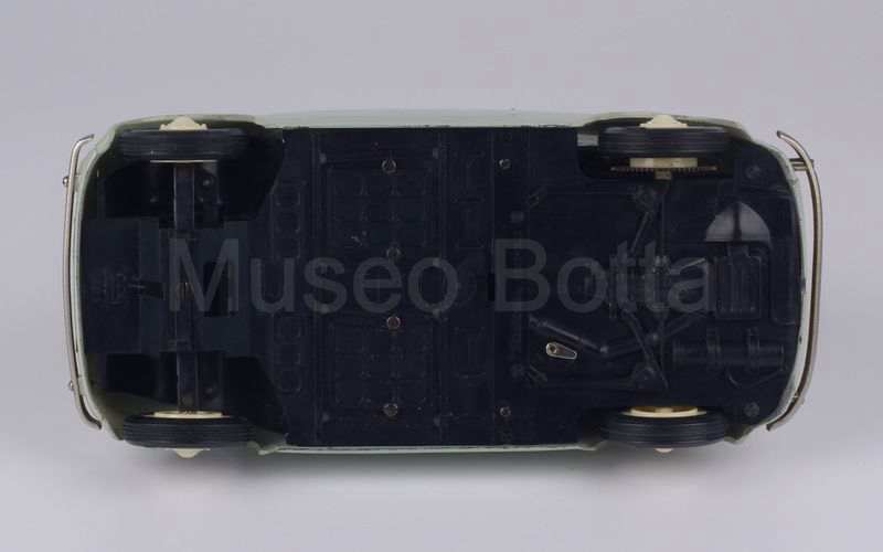 RIVAROSSI 1:13 Fiat Nuova 500 1957 - 1960 verde chiaro