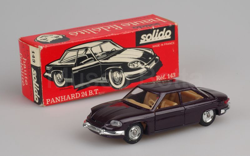 SOLIDO (143) Panhard 24 BT 1964 melanzana