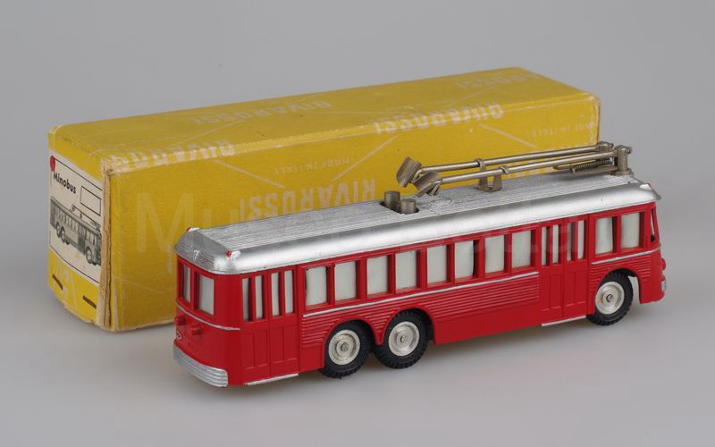 RIVAROSSI 1:60 (540) Alfa Romeo 110 AF filobus rosso