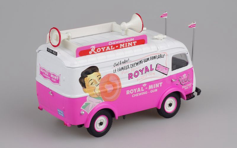 CORGI HERITAGE (EX70533) Renault 1000kg furgone "ROYAL MINT" Tour de France 1949 bianco-rosa intenso