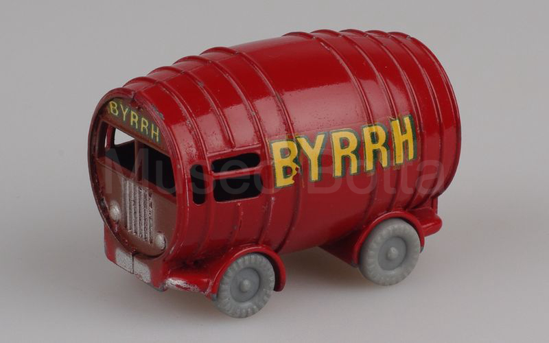 LES ROUTIERS (11b) Renault Goelette Voltigeur 1400kg “BYRRH” Tour de France 1953 rosso scuro