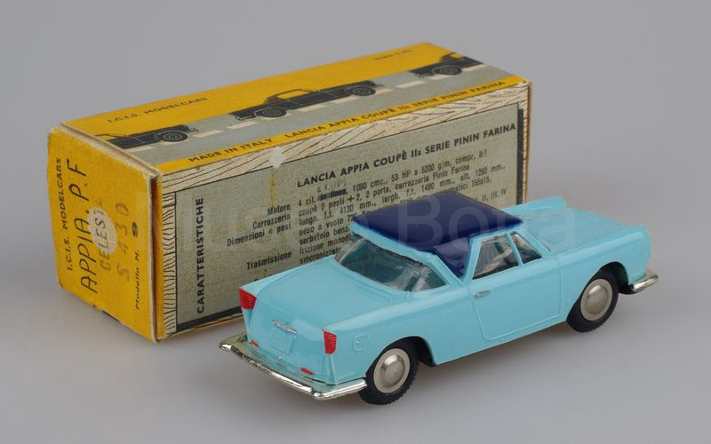 ICIS (9) Lancia Appia coupè Pinifarina 1957-1959 blu-celeste