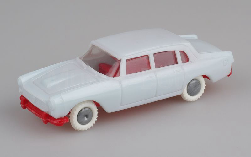 FIP 1:50 (9) Lancia Flaminia berlina 1957-1961 bianco-rosso