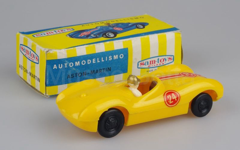 SAM TOYS (426-2) Aston Martin DB3S 1953-1955 giallo