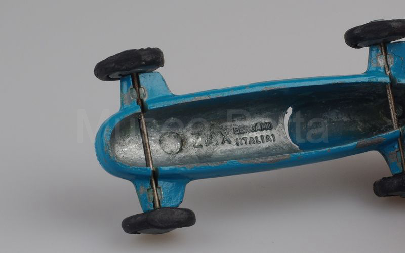 ZAX 1:43 Auto da record azzurra