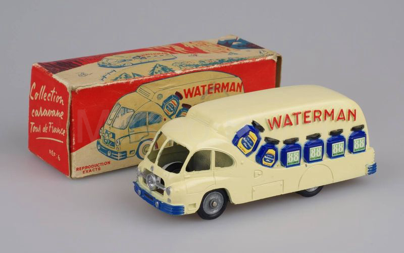 P.R. (6b) Ford Cargo a carrozzeria pubblicitaria “WATERMAN” scritta "A ORIENTATION MOLECULAIRE" in verde Tour de France 1952