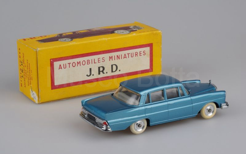 JRD (153a) Mercedes Benz 220S (W111) berlina 1959-1965 azzurro metallizzato