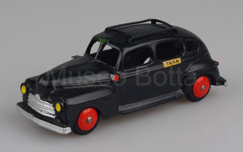 TEKNO (428-1a) Ford Fordor Deluxe 1946-1948 "TAXA" luce larga nero