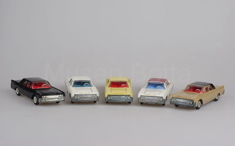 TEKNO (829b) Lincoln Continental berlina 4 porte 1963 bicolore bordeaux-bianco