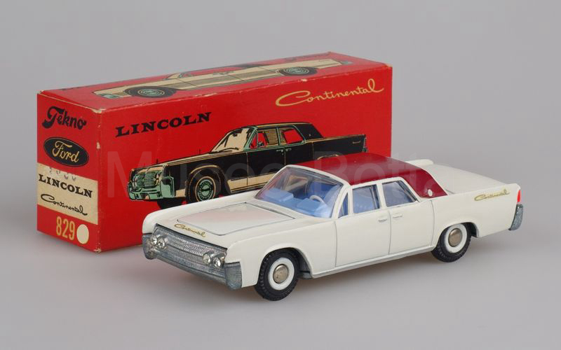 TEKNO (829b) Lincoln Continental berlina 4 porte 1963 bicolore bordeaux-bianco