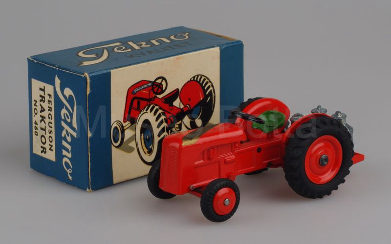 TEKNO (460+461) Ferguson tipo TE 20 trattore agricolo 1946-1956 + piattaforma con 4 bidoni del latte rosso arancio