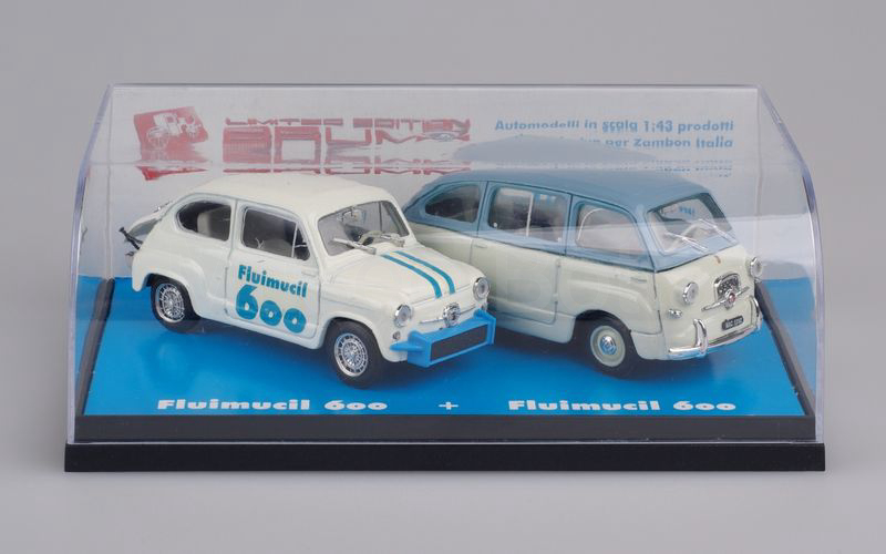 BRUMM PROMOZIONALE (S01/03) Confezione FLUIMUCIL 600 (Fiat Abarth 850 TC bianca-azzurra + Fiat 600 Multipla celeste-grigio chiaro)