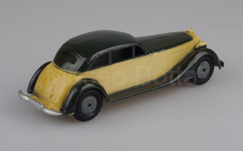 MÄRKLIN (5521/8L) Horch berlina 1937 grigio scuro-crema