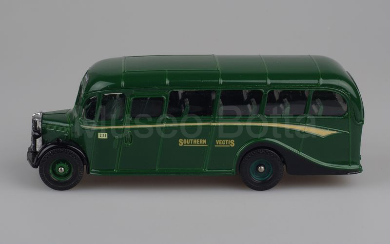 CORGI Classics (Q949/19) Bedford OB coach "SOUTHERN VECTIS"