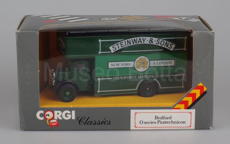 CORGI Classics (C953/4) Bedford Pantechnicon "STEINWAY & SONS"