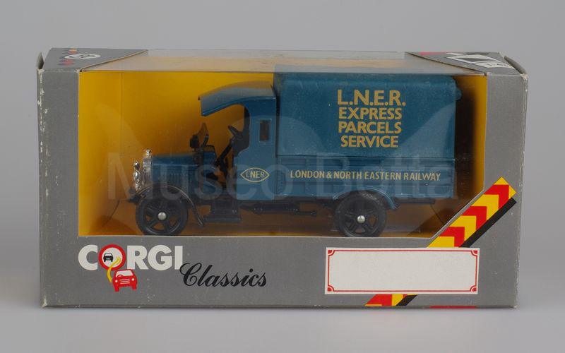 CORGI Classics (C838) Thornycroft pick-up "L.N.E.R."