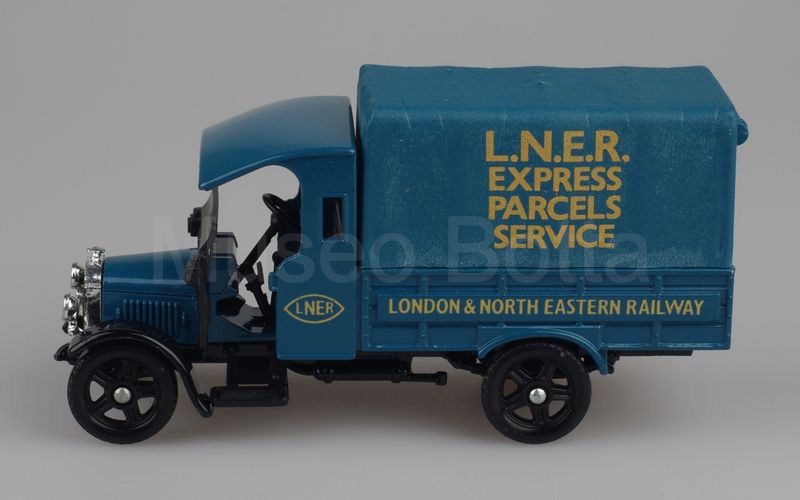 CORGI Classics (C838) Thornycroft pick-up "L.N.E.R."