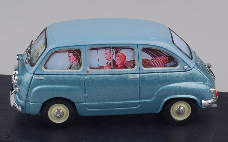 Elaborazione su base BRUMM Fiat 600 Multipla depliant pubblicitario azzurro chiaro-azzurro metallizzato