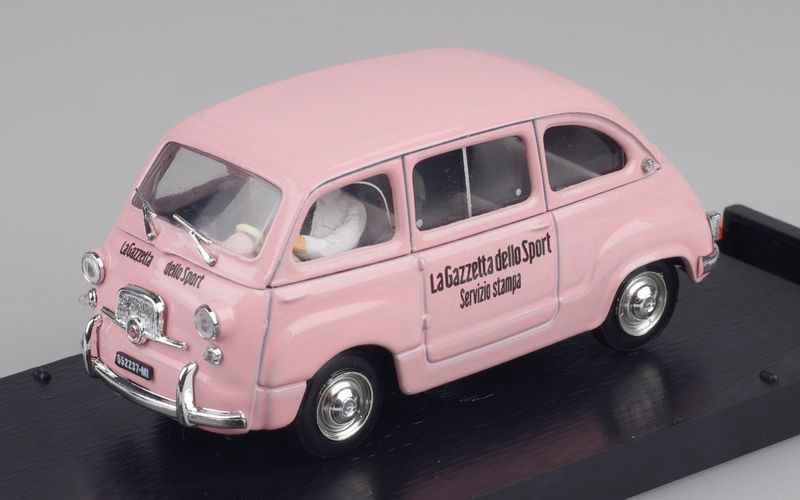 Elaborazione su base BRUMM Fiat 600D Multipla "LA GAZZETTA dello SPORT" rosa GIRO D'ITALIA