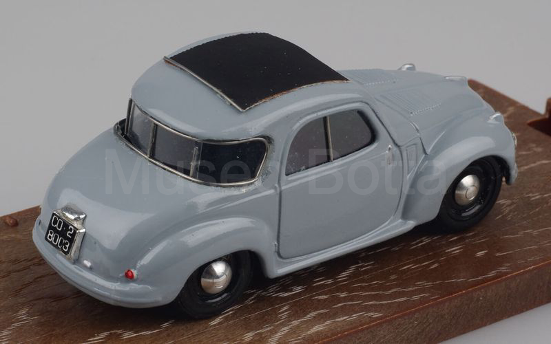 MUSEO BOTTA (VS015) Fiat 500C Francis Lombardi 1950 grigio chiaro