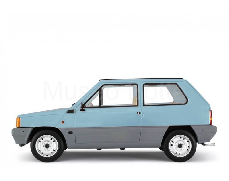 LAUDORACING-MODEL 1:18 (LM132A2-2) Fiat Panda 45 1980 azzurro chiaro